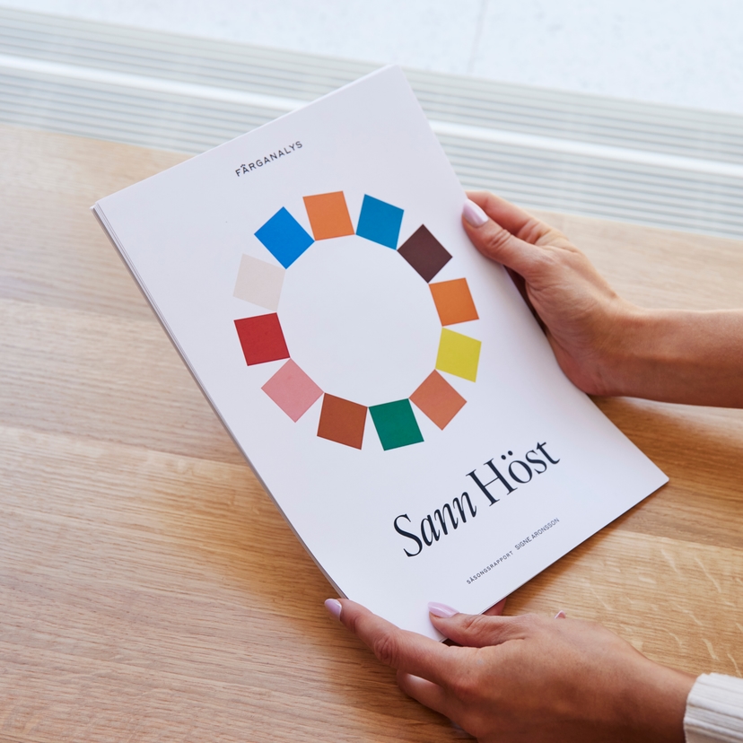 Exempel på personlig färganalysrapport och färgpalett